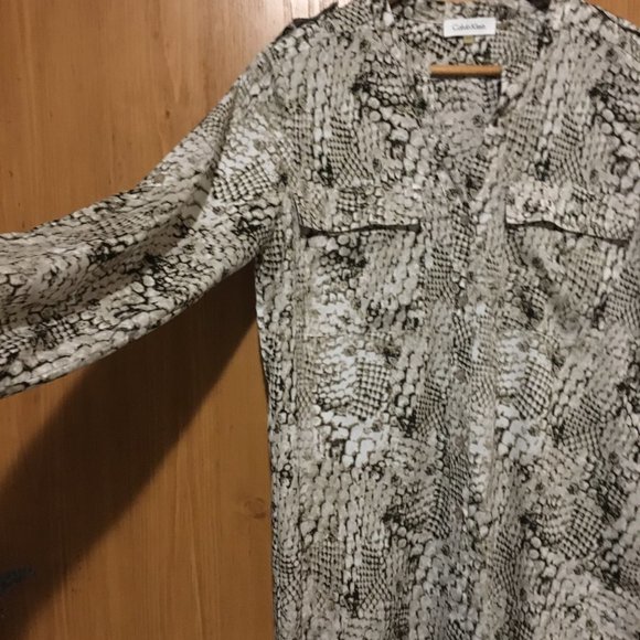 Calvin Klein Reptilian Print Button Down Shirt - Picture 7 of 16